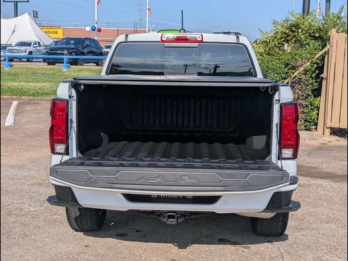 Used 2025 Chevrolet Colorado LT w/ Advanced Trailering Package RWD image 22