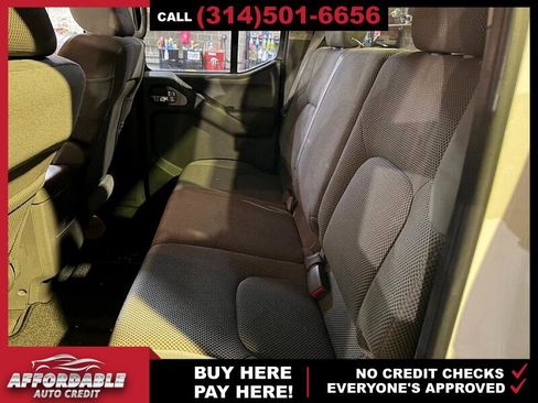 Used 2008 Nissan Frontier SE w/ SE Value Truck Pkg image 11