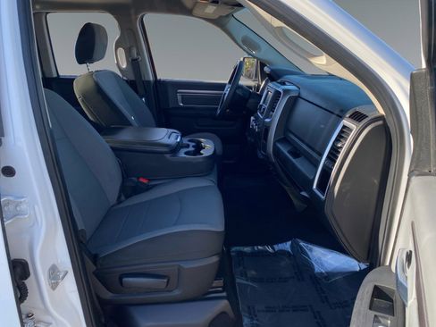 Used 2024 RAM 1500 Classic SLT image 15