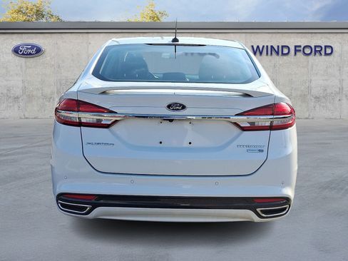 Used 2018 Ford Fusion Titanium AWD/4WD image 5