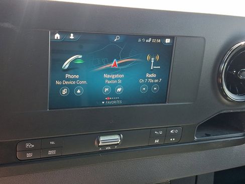 Used 2024 Mercedes-Benz Sprinter 2500 image 26
