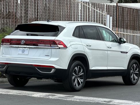 New 2026 Volkswagen Atlas Cross Sport SE AWD/4WD image 5
