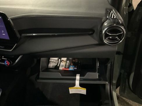 New 2026 Chevrolet Equinox LT image 31