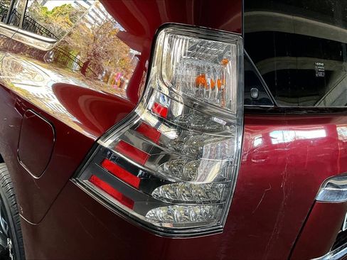 Used 2018 Lexus GX 460 Premium image 29