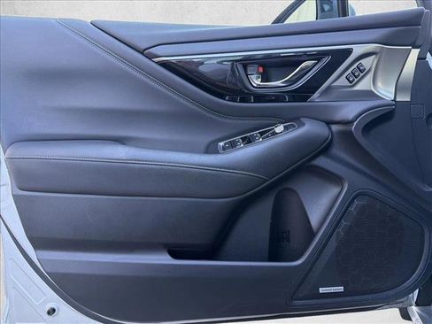 Used 2020 Subaru Legacy Limited image 10