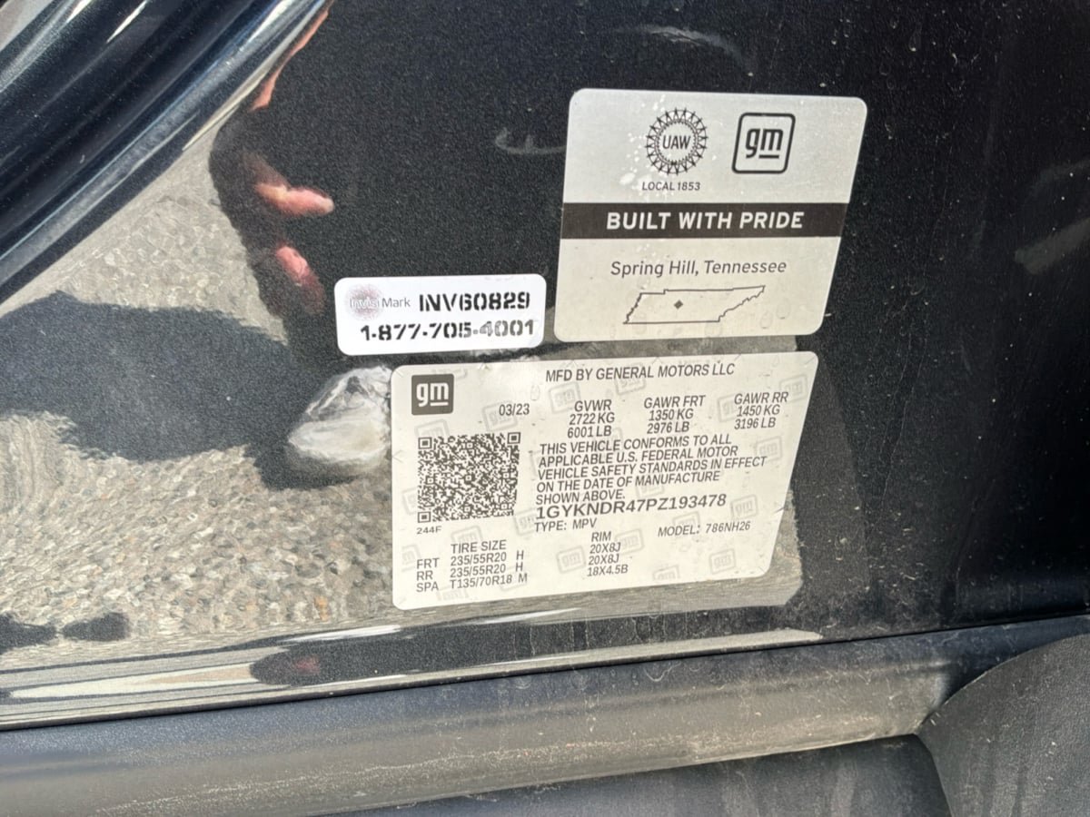 Used 2023 Cadillac XT5 Premium Luxury w/ LPO, Floor Liner Package AWD/4WD image 25