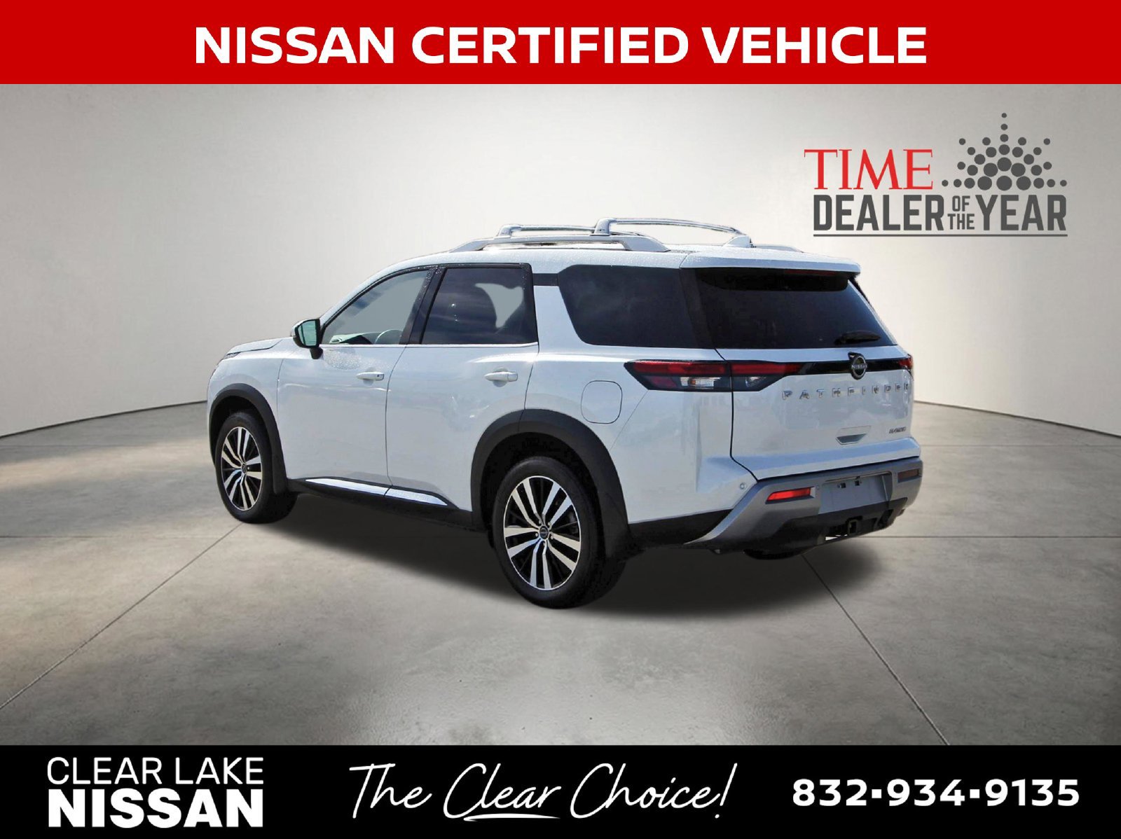 Certified 2025 Nissan Pathfinder Platinum w/ Cargo Package FWD image 6