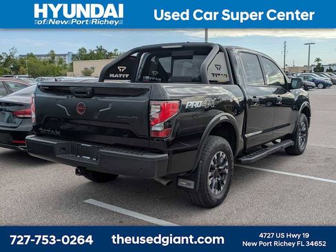 Used 2024 Nissan Titan PRO-4X w/ Off Road Protection Package image 3