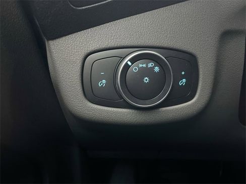 Used 2020 Ford Transit Connect XL image 16