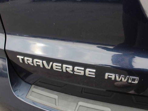 Used 2017 Chevrolet Traverse LT w/ LPO, 'HIT The Road' Package image 7