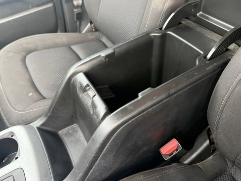 Used 2020 Chevrolet Colorado LT w/ Safety Package image 25