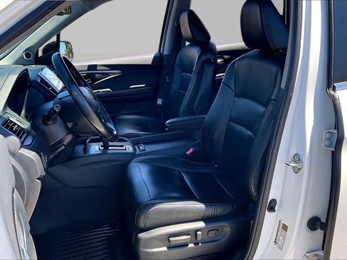 Used 2017 Honda Pilot EX-L image 7