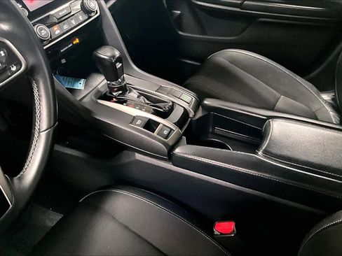 Used 2021 Honda Civic Sport image 16