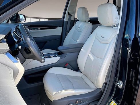 Certified 2025 Cadillac XT6 Premium Luxury image 25