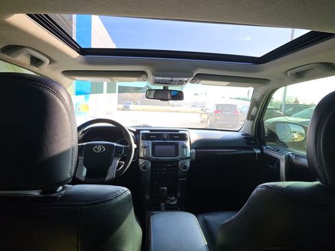 Used 2017 Toyota 4Runner Limited image 15