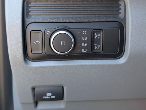 Used 2023 Ford F250 XLT w/ FX4 Off-Road Package AWD/4WD image 22