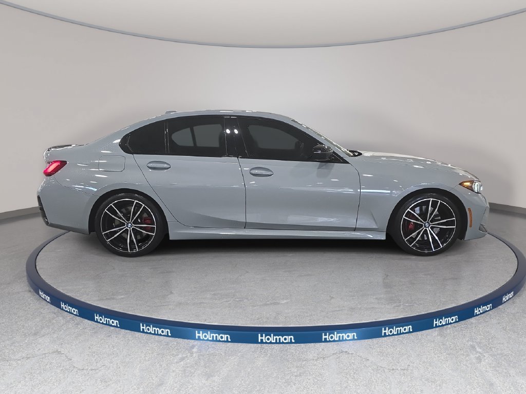 Used 2024 BMW 330i Sedan w/ M Sport Package RWD image 5