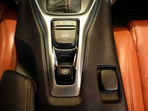 Used 2016 Chevrolet Camaro SS image 28