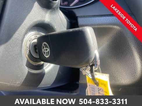 Used 2023 Toyota Camry SE image 31