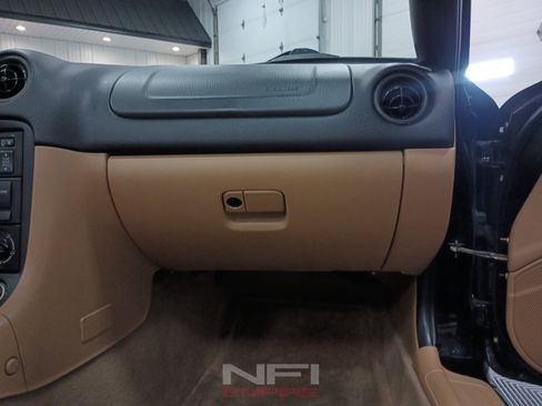 Used 1999 MAZDA MX-5 Miata RWD image 49