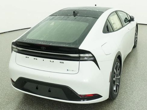 New 2026 Toyota Prius Plug-In Hybrid image 8