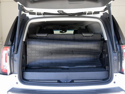 Used 2019 GMC Yukon Denali w/ Denali Ultimate Package image 16