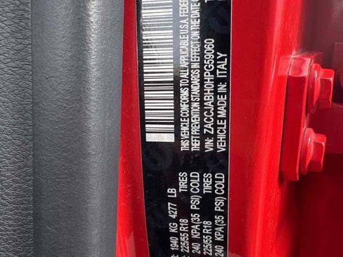 Used 2017 Jeep Renegade Altitude FWD image 17