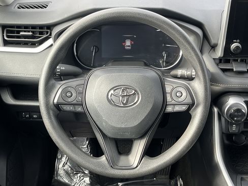 Certified 2024 Toyota RAV4 XLE image 21