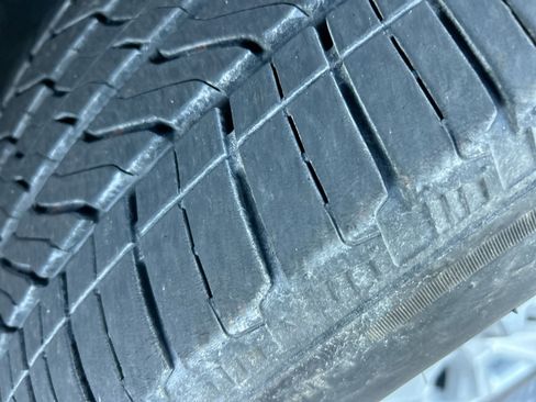 Used 2023 GMC Yukon XL Denali image 12