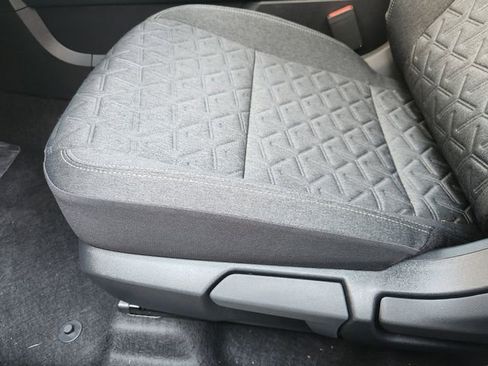 New 2026 Nissan Kicks SV image 18