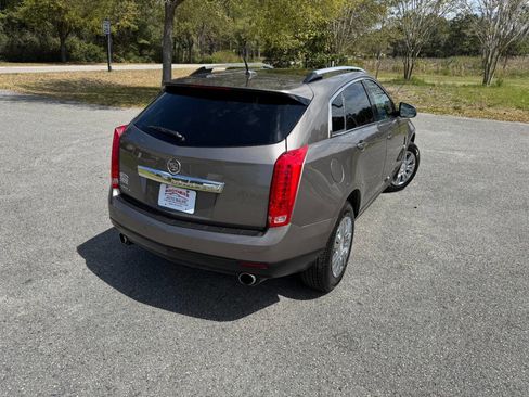 Used 2011 Cadillac SRX Luxury image 6