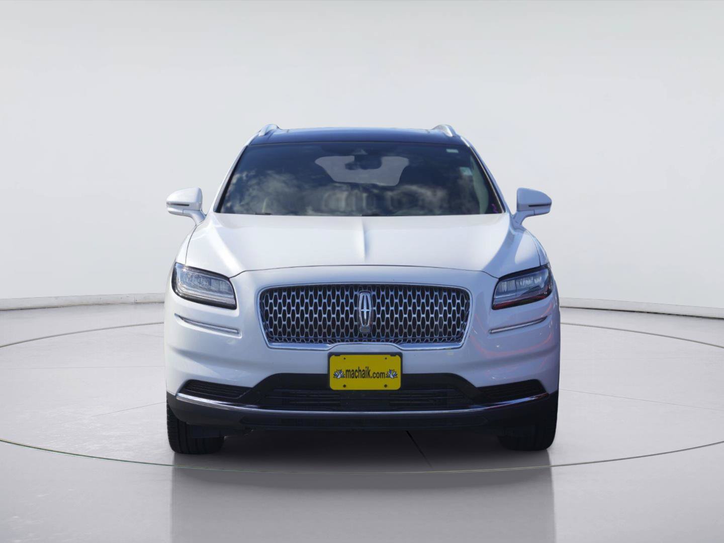 Used 2022 Lincoln Nautilus Reserve w/ Luxury Package FWD image 3