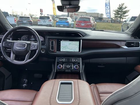 Used 2024 GMC Yukon Denali Ultimate image 23
