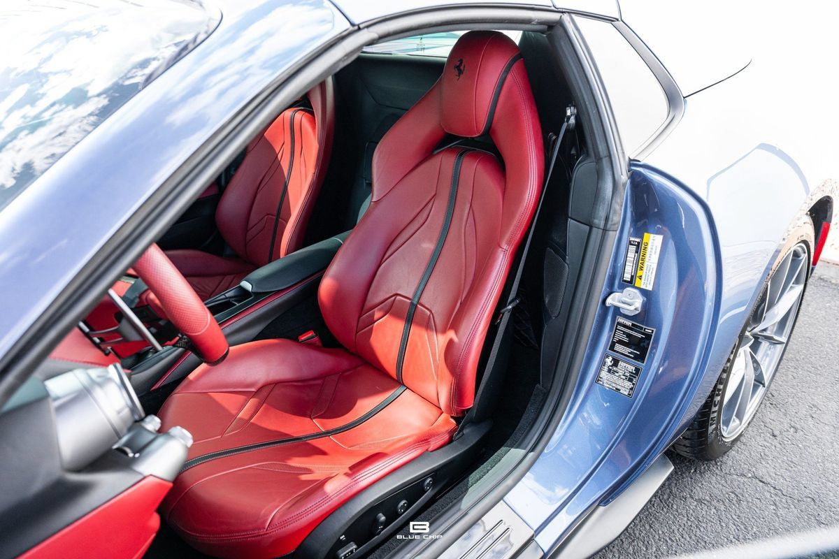 Used 2021 Ferrari 812 GTS RWD image 25