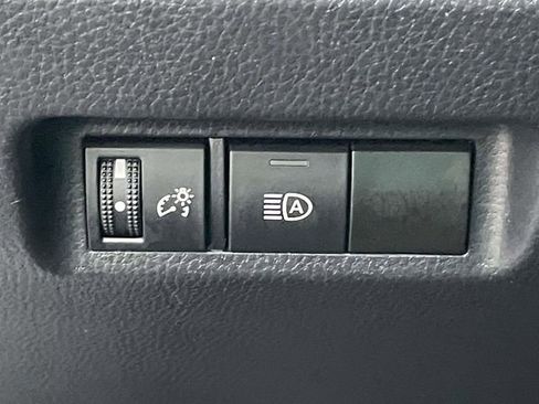 Used 2023 Toyota RAV4 XLE AWD/4WD image 25