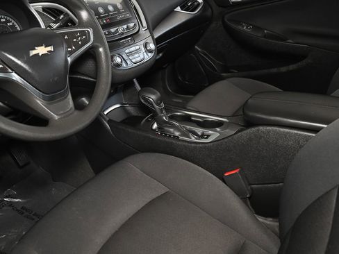 Used 2024 Chevrolet Malibu LT FWD image 33