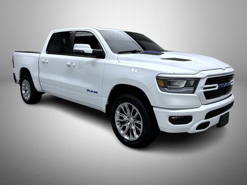 Used 2023 RAM 1500 Laramie AWD/4WD image 3