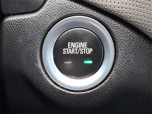 Used 2019 Chevrolet Equinox Premier image 17