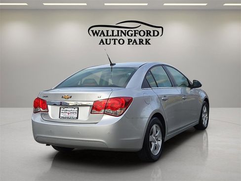 Used 2012 Chevrolet Cruze LT image 4