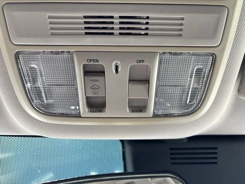 Used 2018 Honda Accord EX image 64