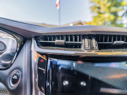 Used 2018 Cadillac CTS V w/ Luxury Package image 23