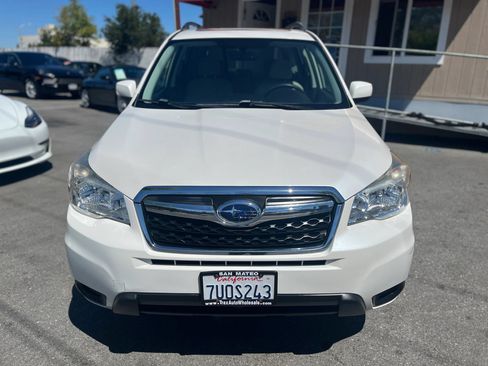 Used 2015 Subaru Forester 2.5i Premium w/ Popular Package #2 AWD/4WD image 2