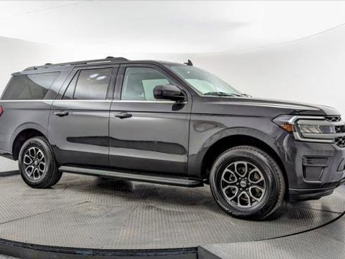 Used 2024 Ford Expedition Max XLT AWD/4WD image 9
