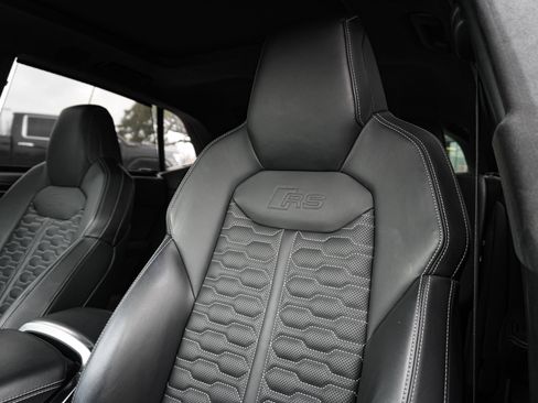 Used 2024 Audi RS Q8 image 18