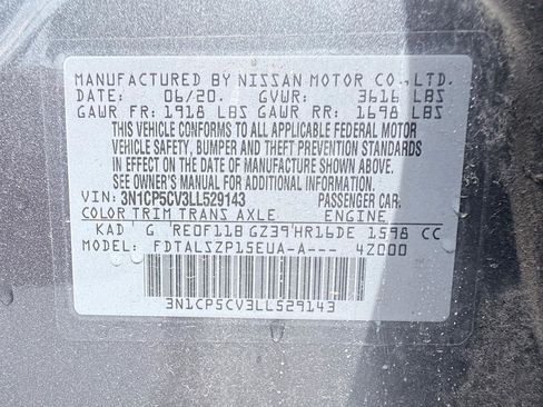 Used 2020 Nissan Kicks SV FWD image 16