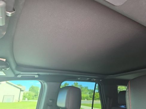 Used 2023 Ford Expedition Limited AWD/4WD image 9