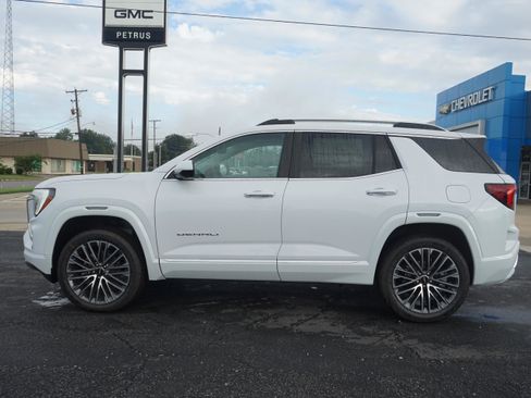 New 2026 GMC Terrain Denali image 2