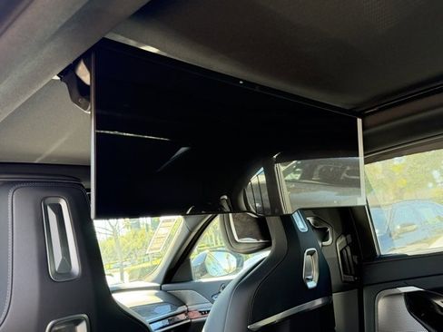 New 2026 BMW 740i image 24