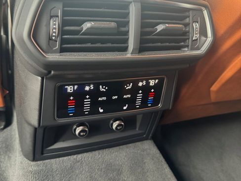 Used 2019 Lamborghini Urus image 12