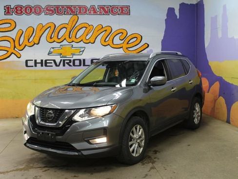 Used 2019 Nissan Rogue SV AWD/4WD image 2